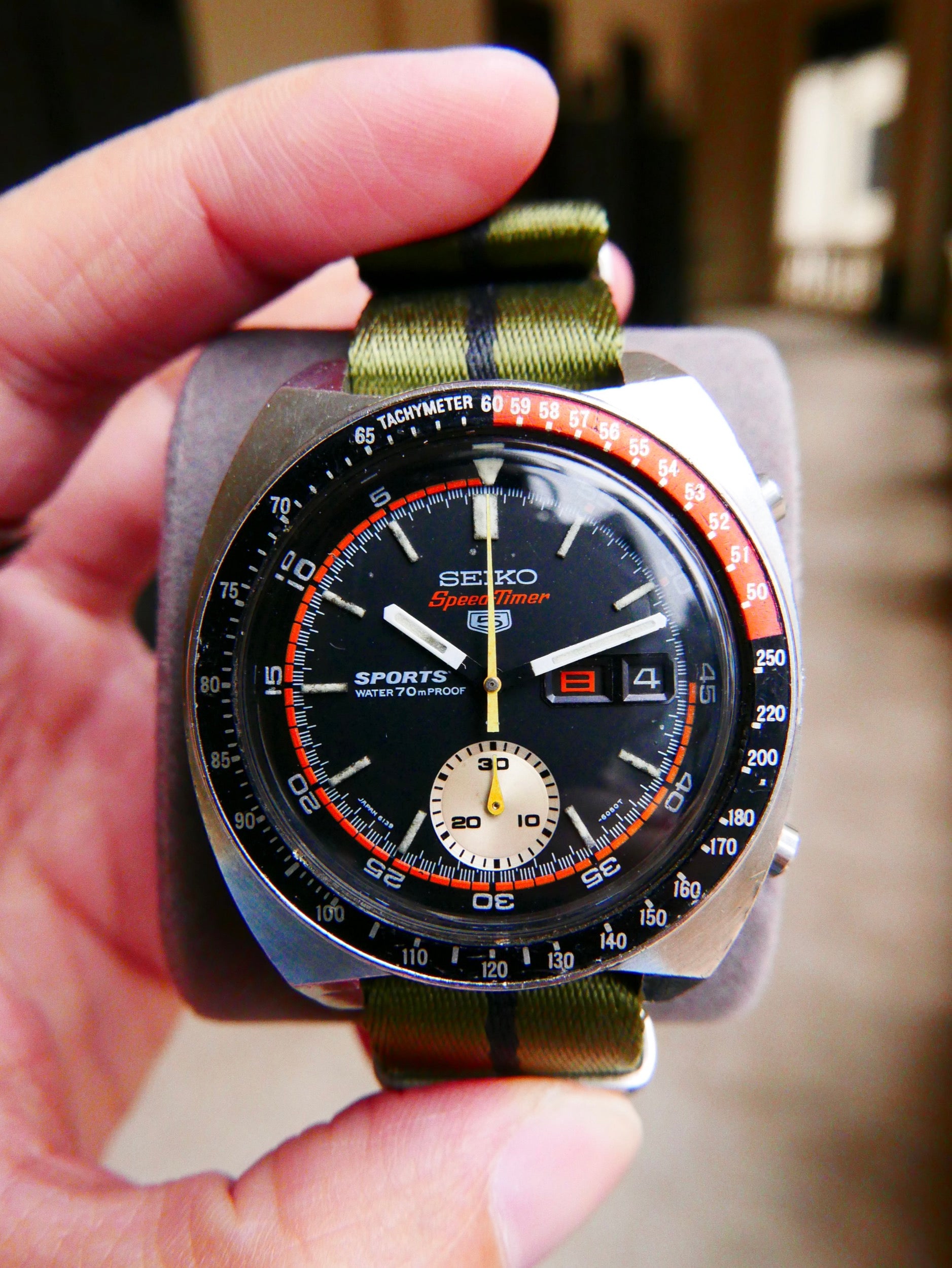 Vintage Watch | Seiko 6139-6050 Seiko 5 Sports Speedtimer "Reverse Pogue" Black dial