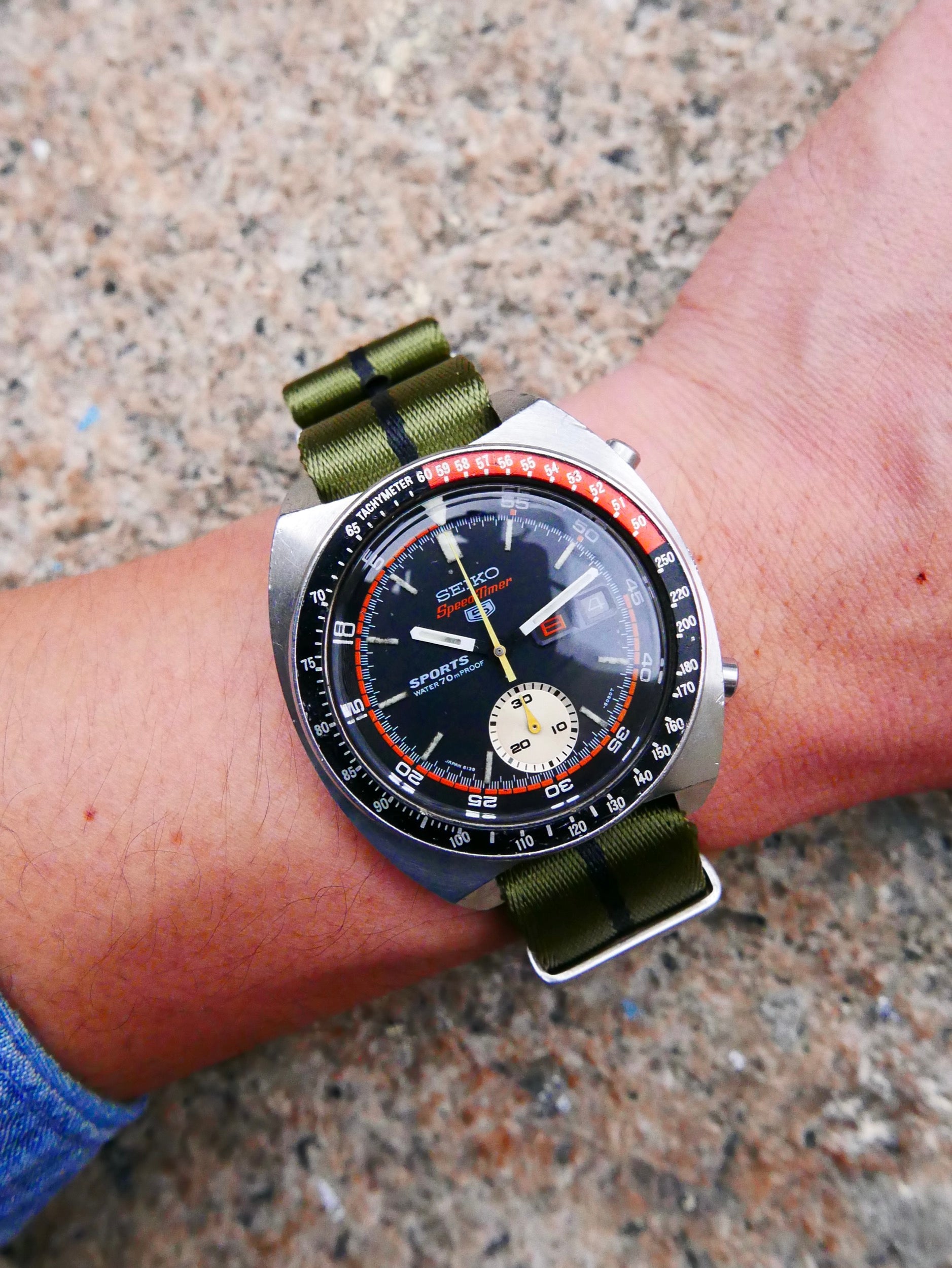 Vintage Watch | Seiko 6139-6050 Seiko 5 Sports Speedtimer "Reverse Pogue" Black dial