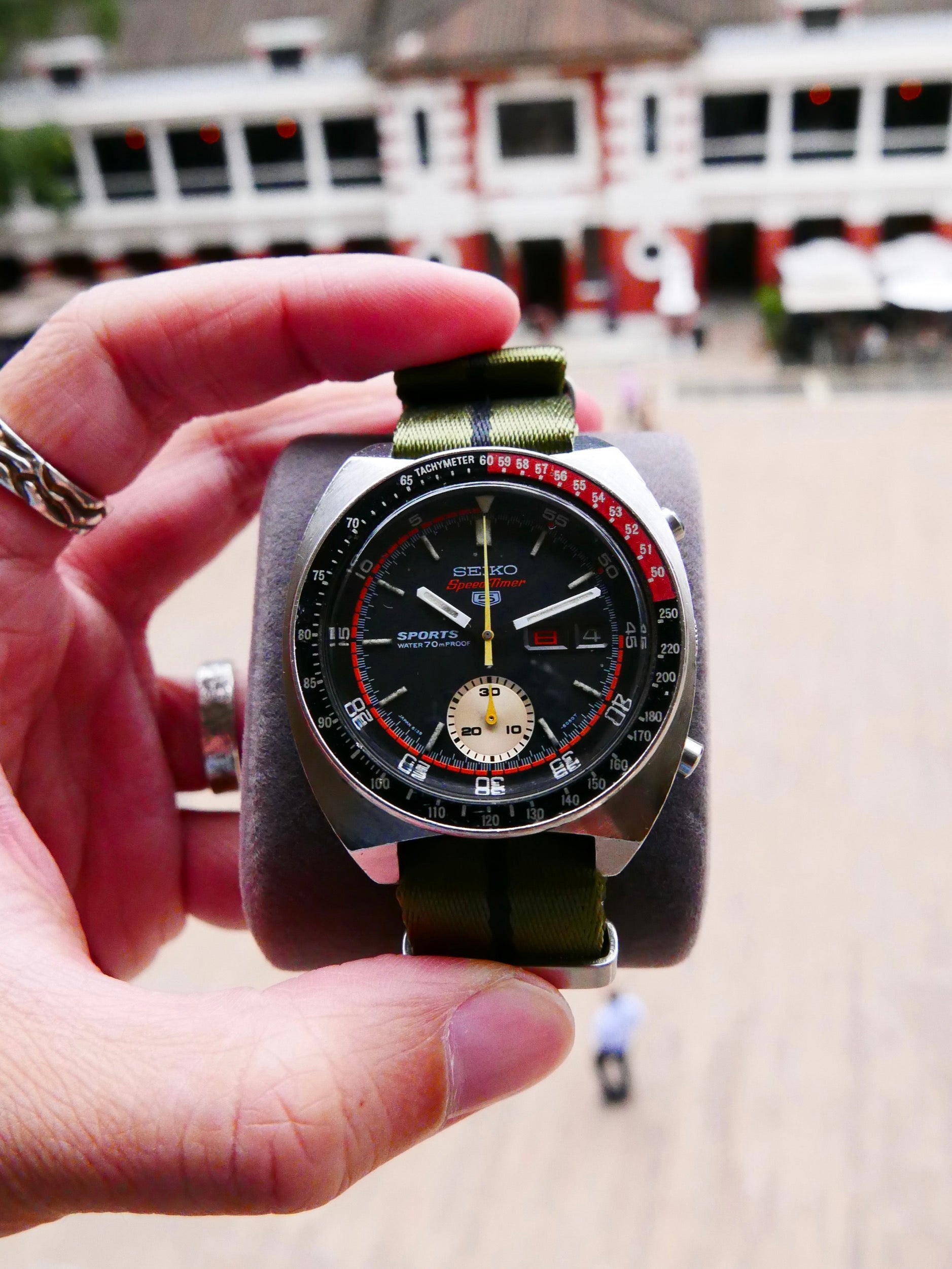 Vintage Watch | Seiko 6139-6050 Seiko 5 Sports Speedtimer "Reverse Pogue" Black dial