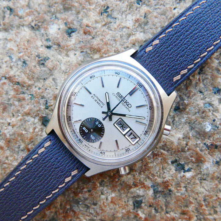 Vintage Seiko Chronograph 7018-8000 "One-Eyed Panda"