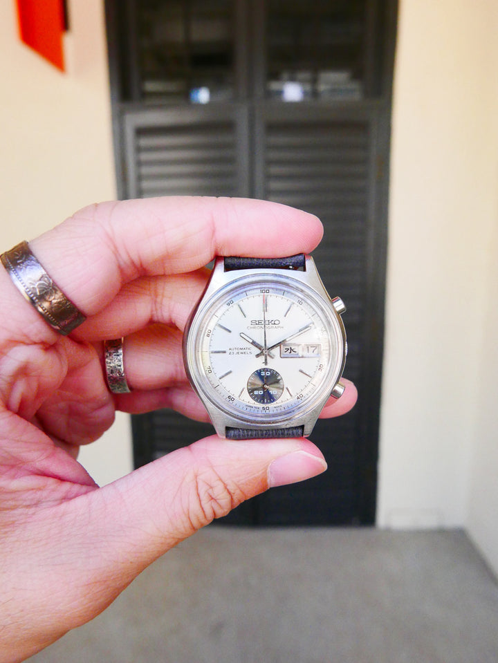 Vintage Seiko Chronograph 7018-8000 "One-Eyed Panda"