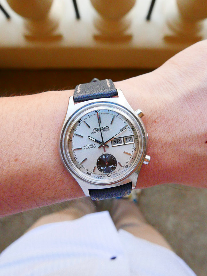 Vintage Seiko Chronograph 7018-8000 "One-Eyed Panda"