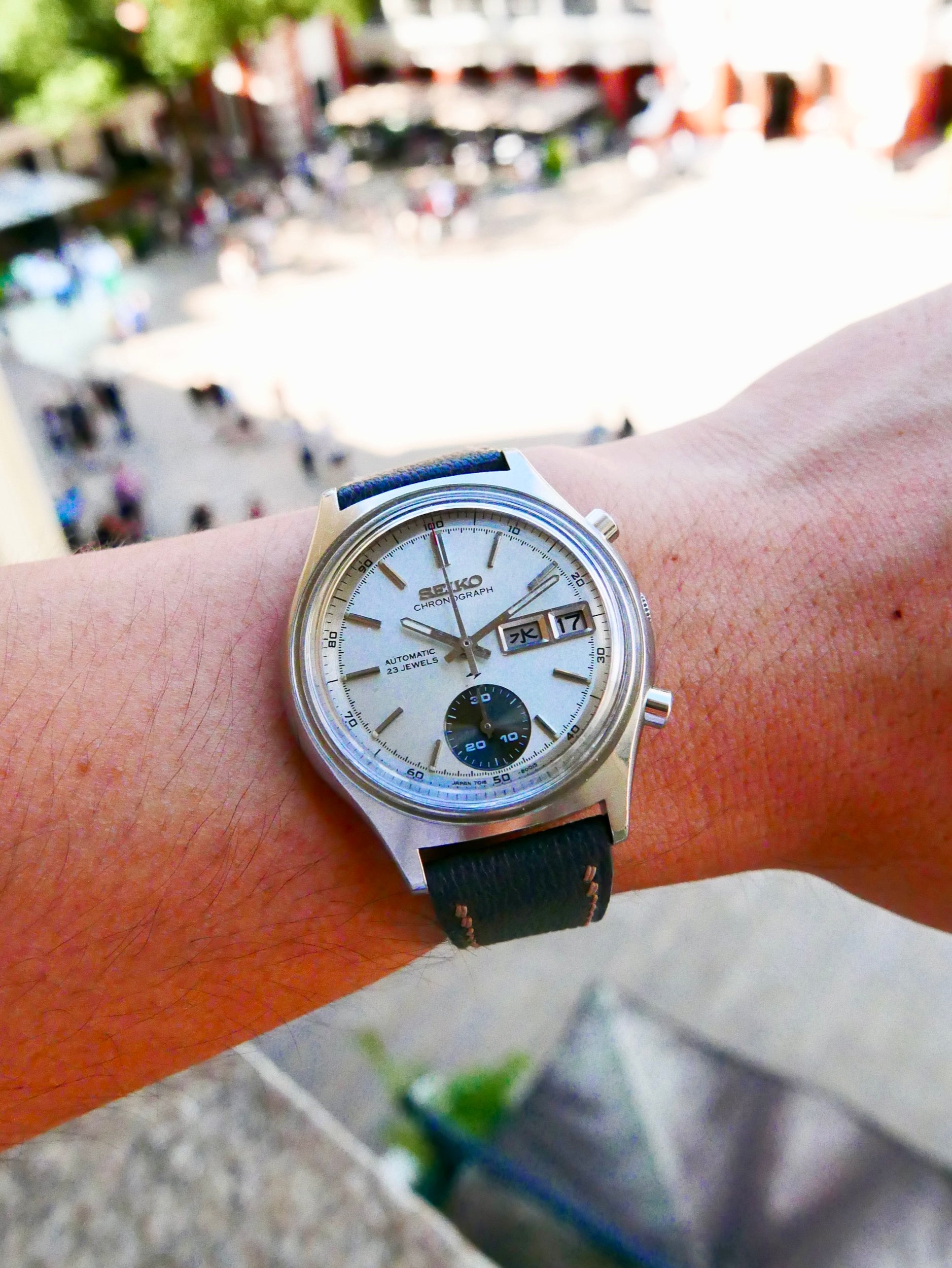 Vintage Seiko Chronograph 7018-8000 "One-Eyed Panda"