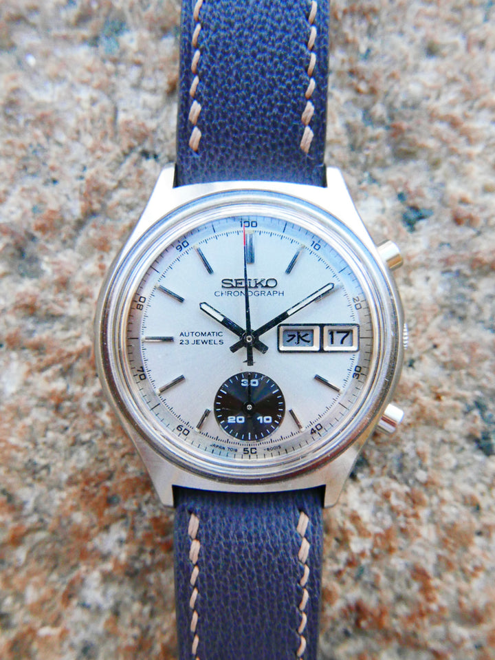 Vintage Seiko Chronograph 7018-8000 "One-Eyed Panda"