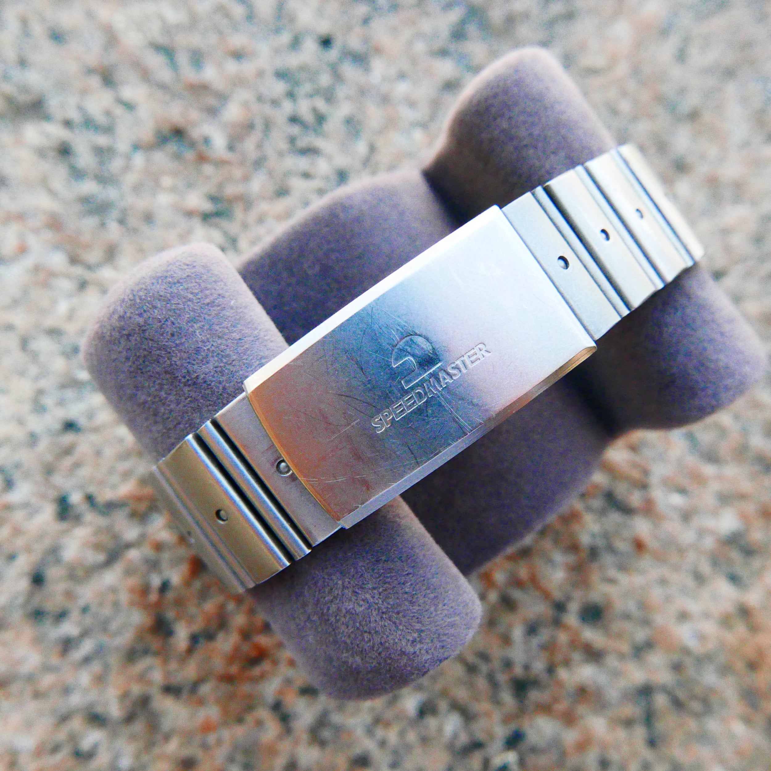 Seiko_7a28_original_bracelet_4.JPG