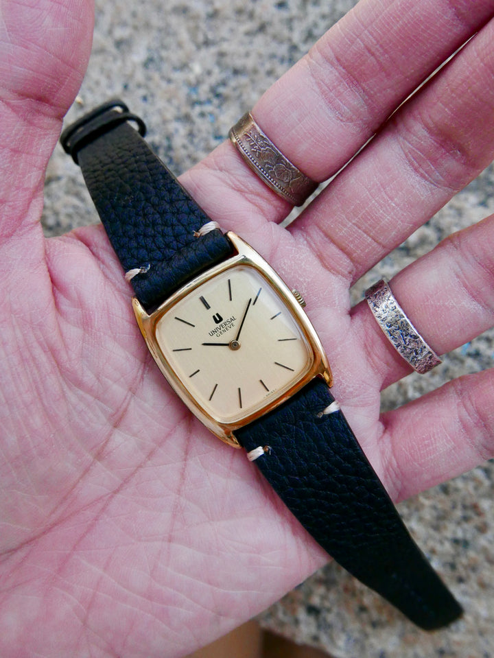 Vintage Watch | Universal Genève 542114 [Original Buckle]