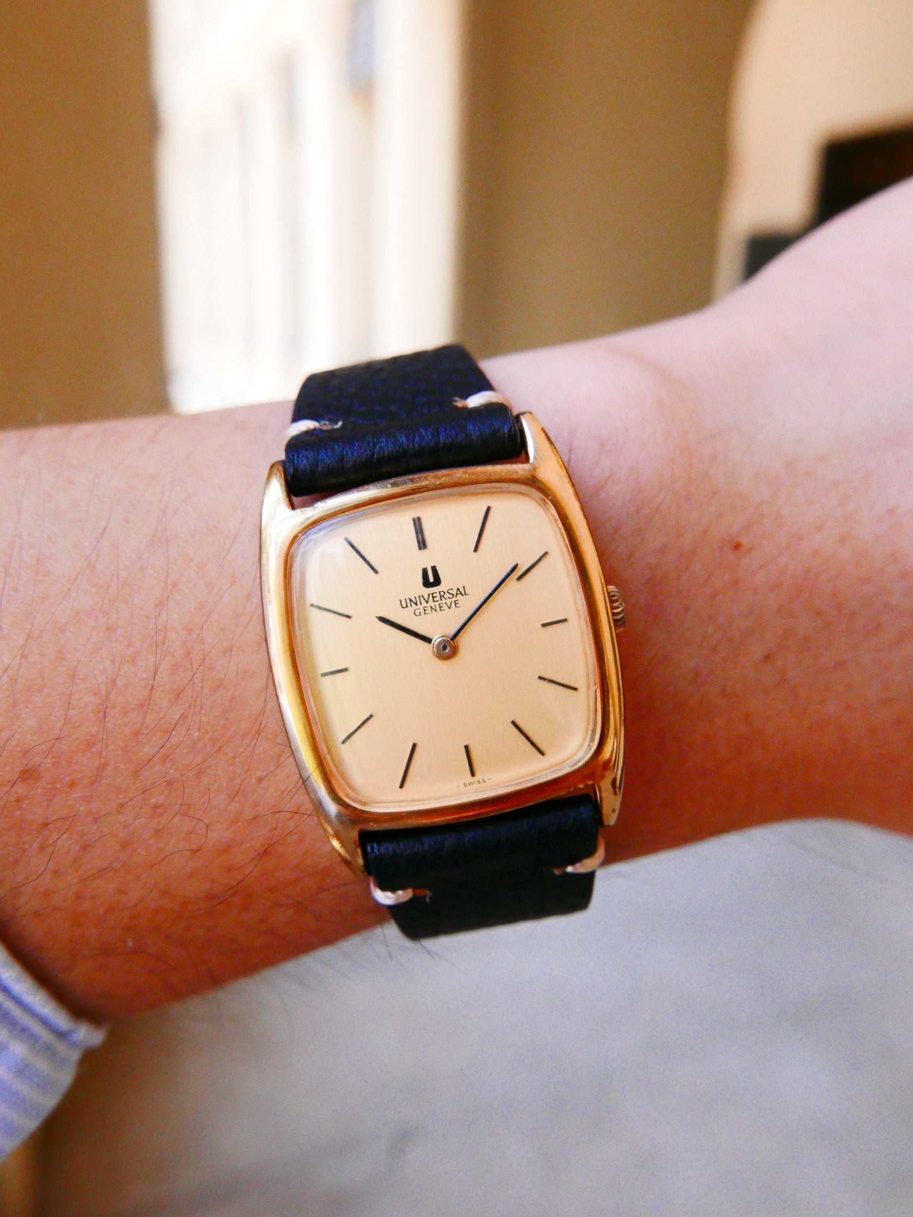 Vintage Watch | Universal Genève 542114 [Original Buckle]