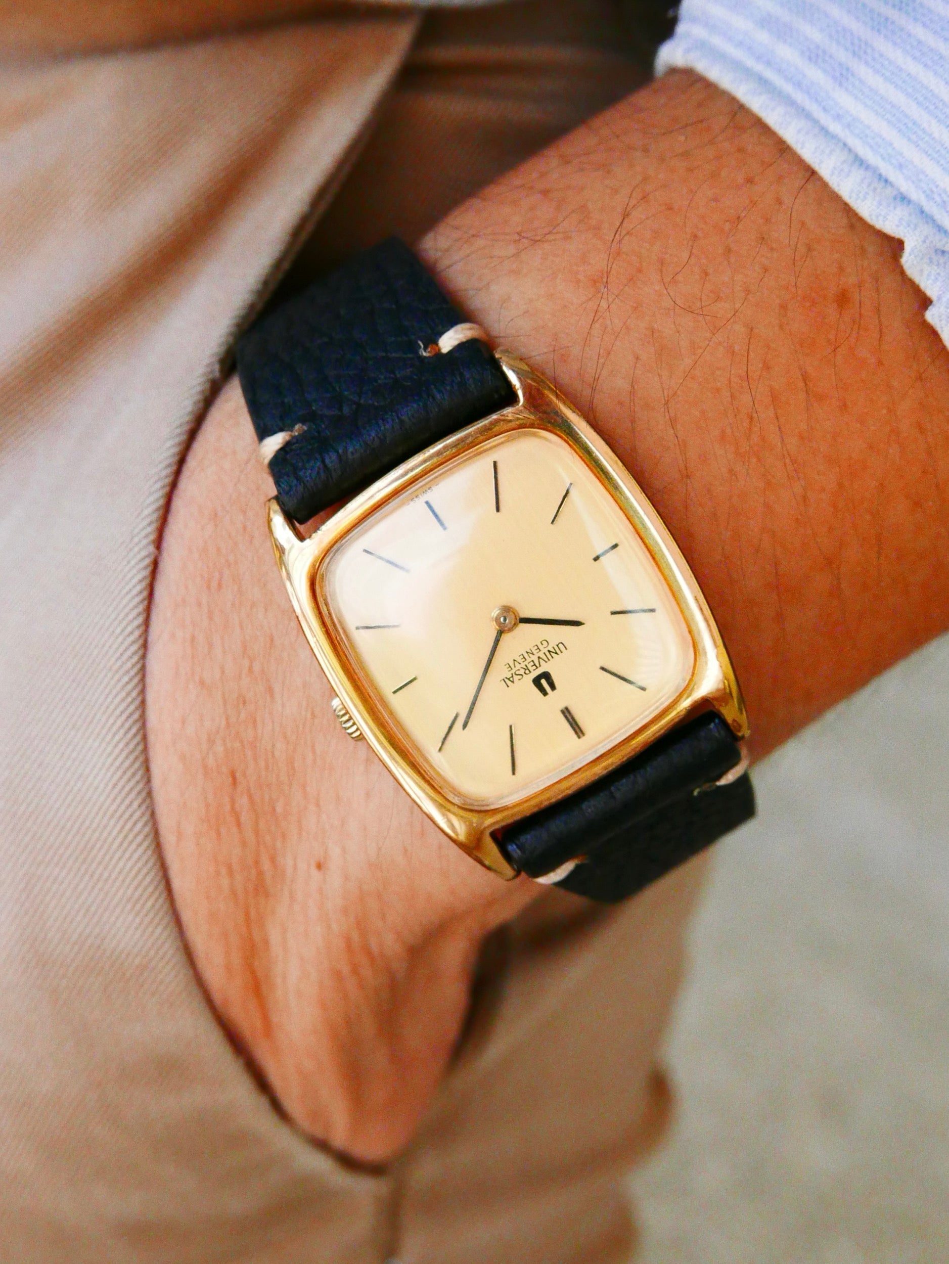 Vintage Watch | Universal Genève 542114 [Original Buckle]