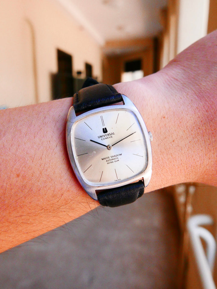 Universal_Geneve_White_Shadow_Retangular_17.jpg