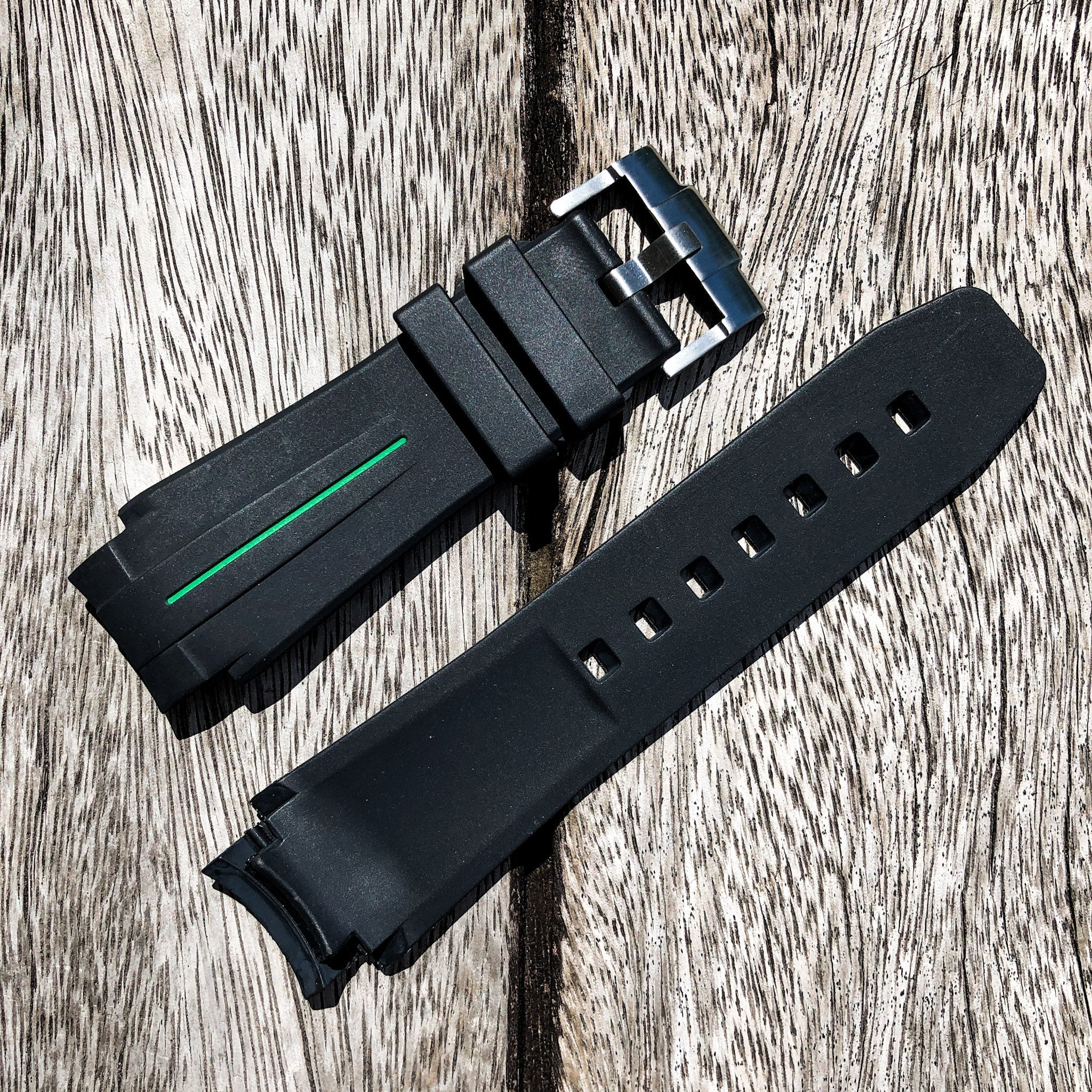 Aqua Series | Black with Green Line Rubber Watch Strap For Rolex Deepsea with Curved End - Samurai Vintage Co.