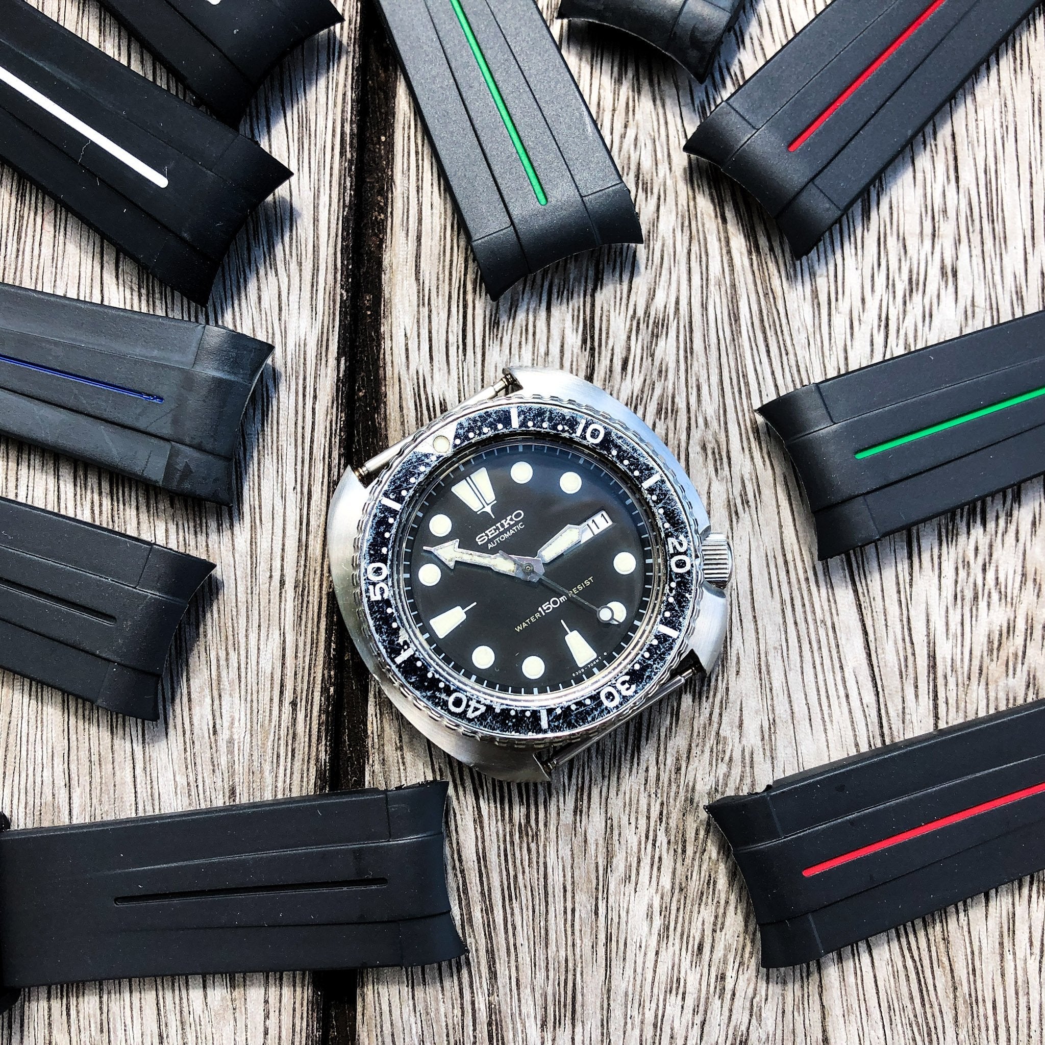 Aqua Series | Black with White Line Rubber Watch Strap For Rolex with Curved End - Samurai Vintage Co.