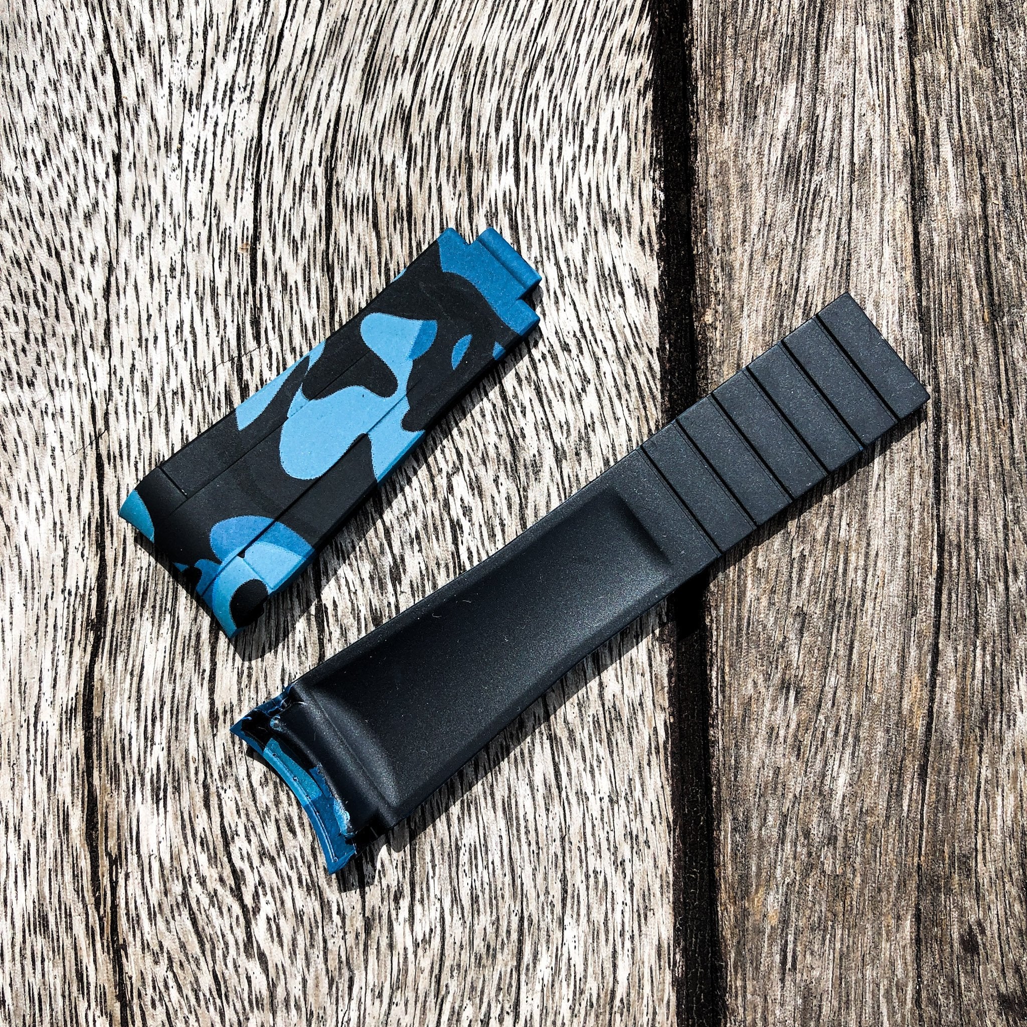 Aqua Series | Blue Camouflage Rubber Watch Strap For Rolex with Curved End - Samurai Vintage Co.