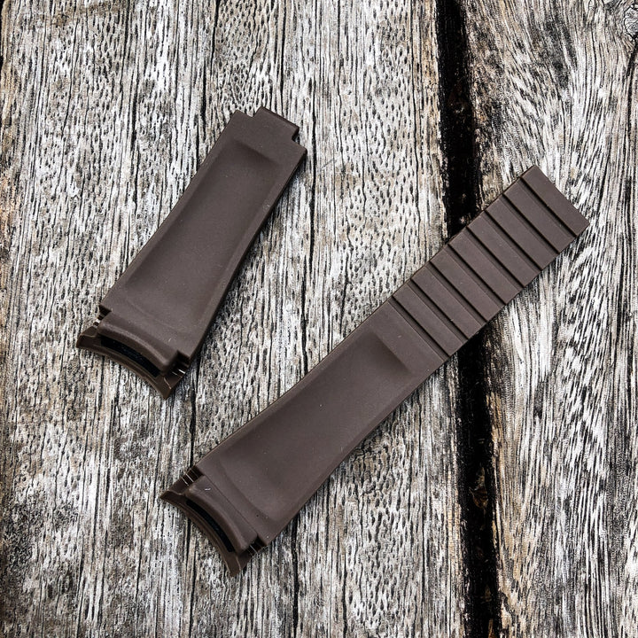 Aqua Series | Brown Rubber Watch Strap For Rolex with Curved End - Samurai Vintage Co.