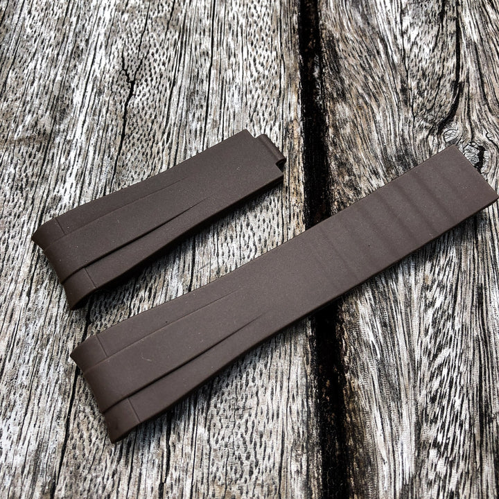 Aqua Series | Brown Rubber Watch Strap For Rolex with Curved End - Samurai Vintage Co.
