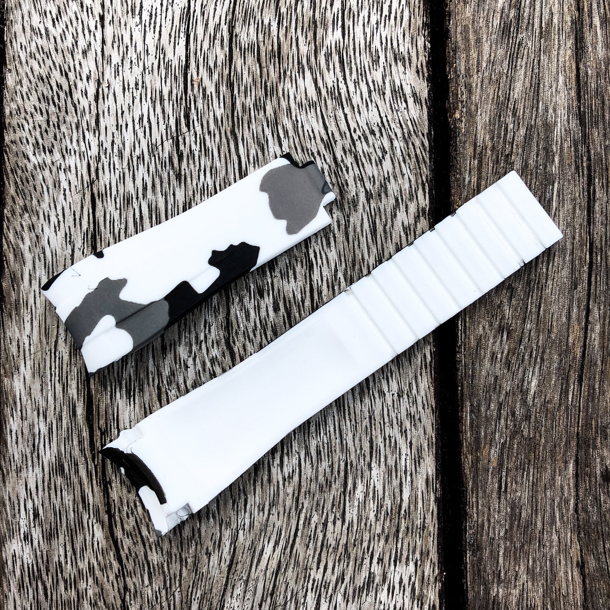 Aqua Series | White Camouflage Rubber Watch Strap For Rolex with Curved End - Samurai Vintage Co.