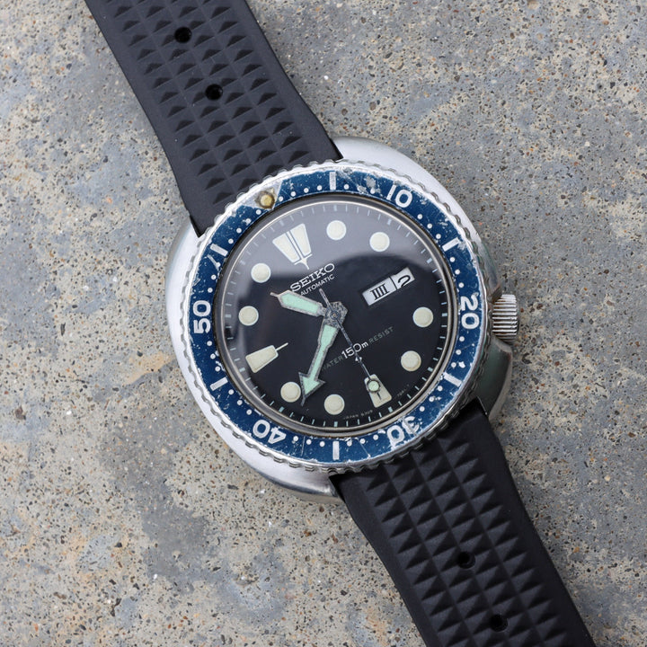 Black Waffle Pattern | Flexi Rubber Series Watch Strap For Seiko - Samurai Vintage Co.