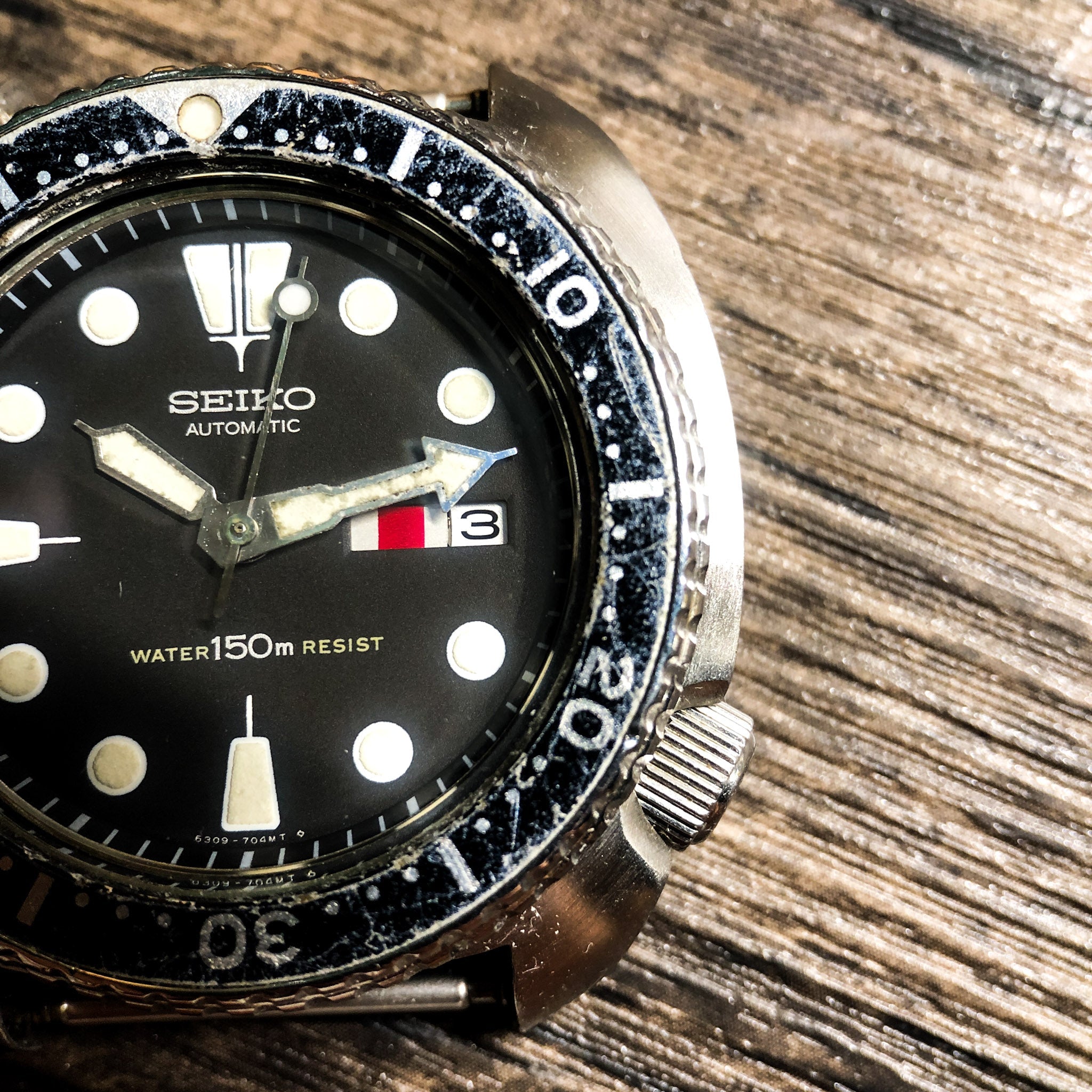 Vintage Watch | Seiko 6309-7040 Turtle (Original bezel aged to a dark grey finishing) - Samurai Vintage Co.