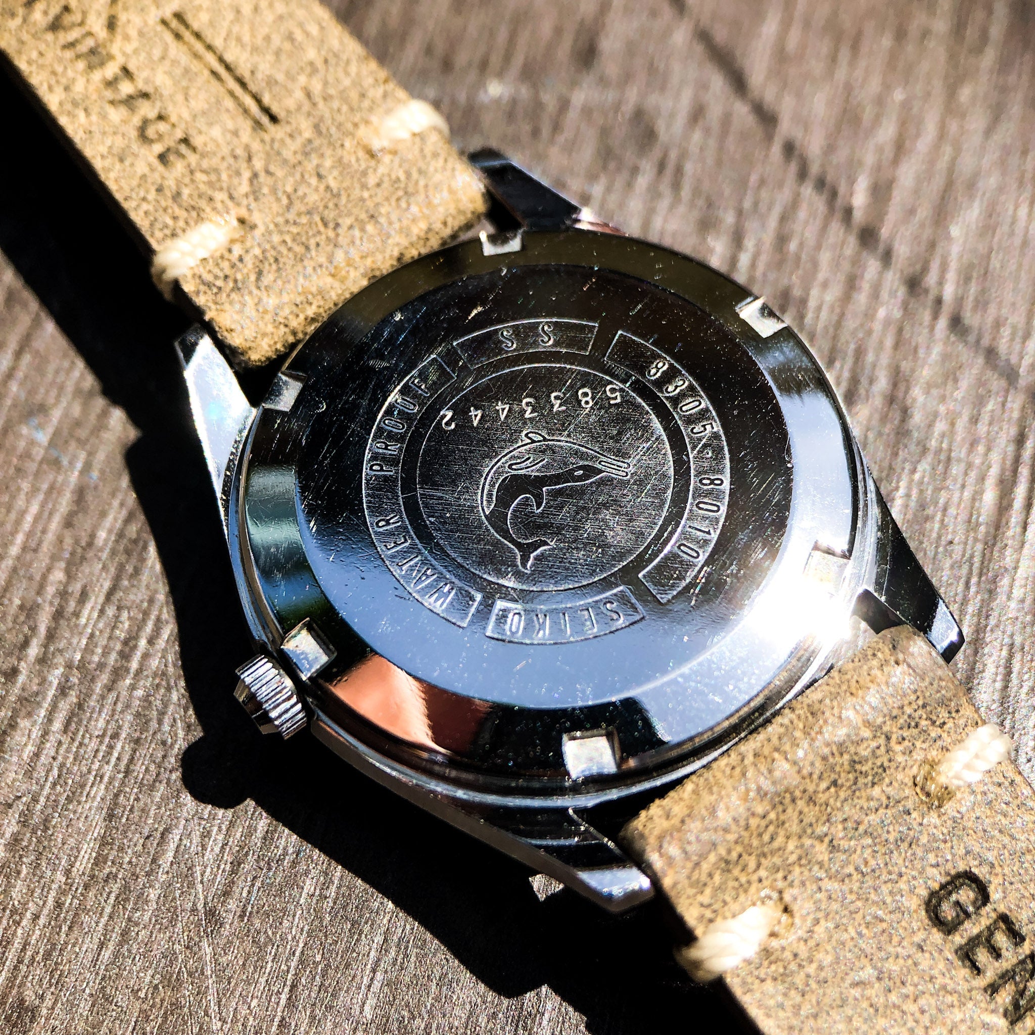 Vintage Watch | Seikomatic R 8305-8000 - Samurai Vintage Co.